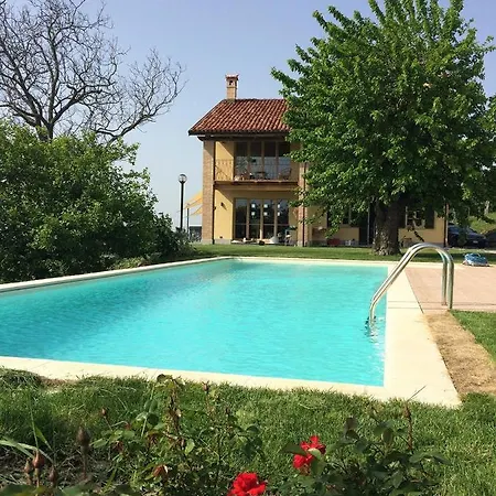 Villa In The Langhe With Park, Pool Spa * Farigliano