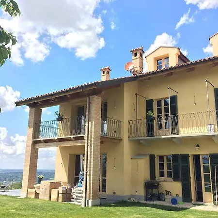 Villa Villa In The Langhe With Park, Pool Spa Farigliano