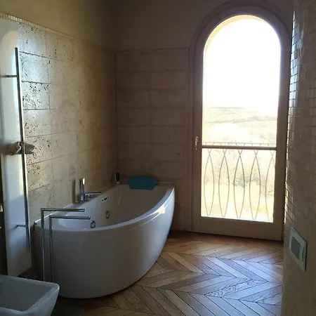 Villa Villa In The Langhe With Park, Pool Spa